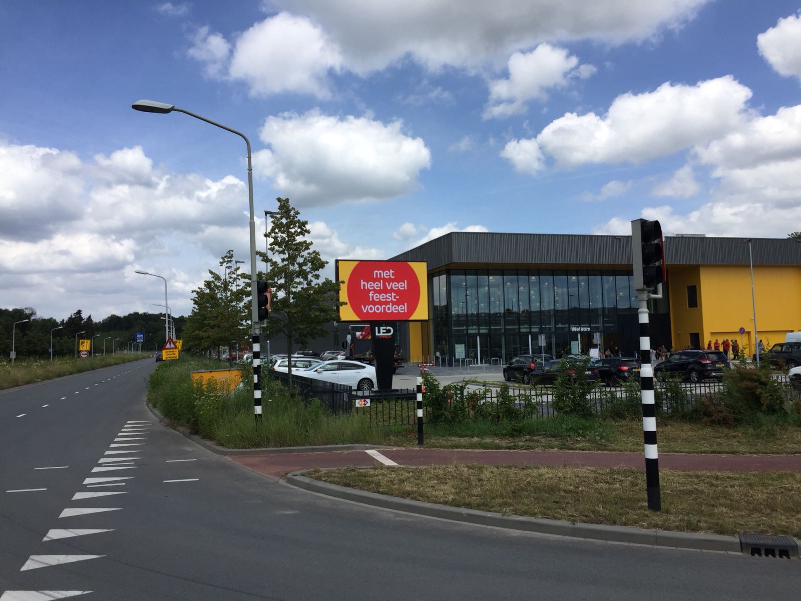 LED scherm van LEDimpact is opvallende entree (1)