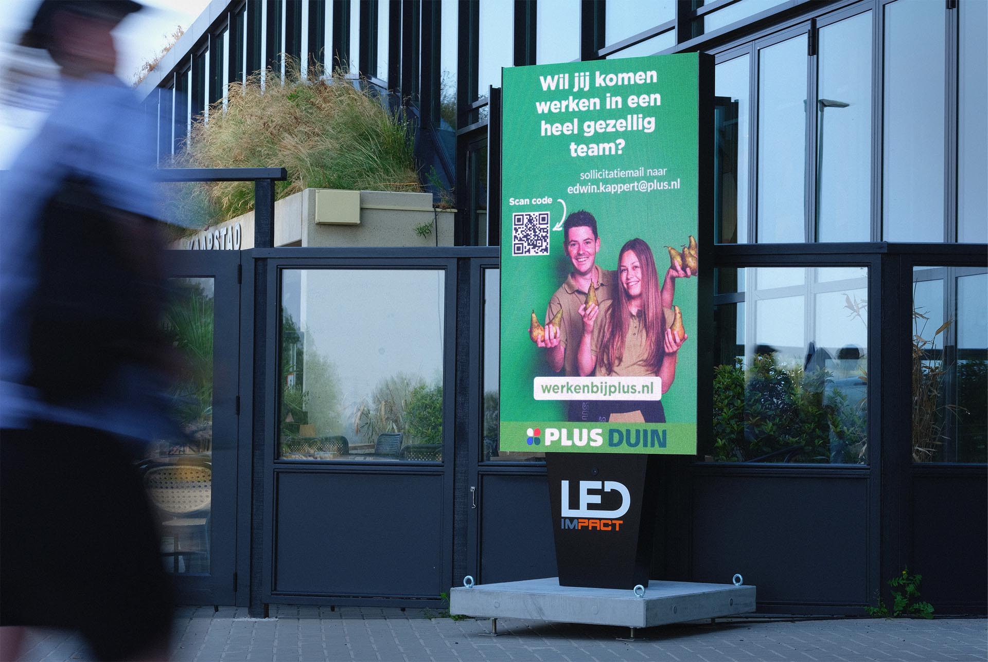 led scherm bij de esso via ledimpact - voucheractie